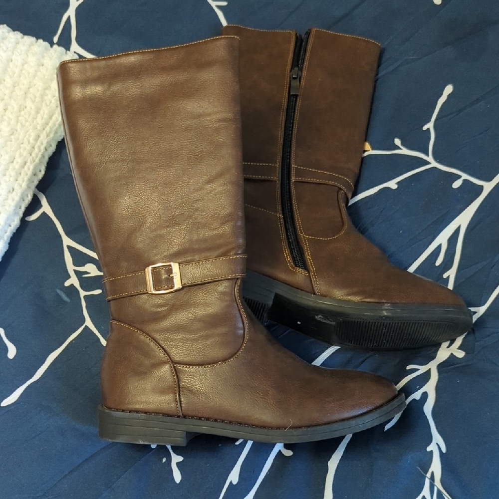 Brown Knee-High Girls Boots Size 3